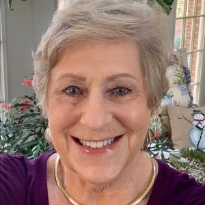 Meet your Posher, Betsy